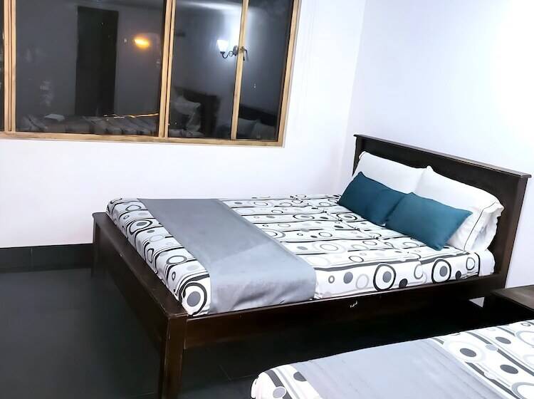 酒店 Rivera Deluxe