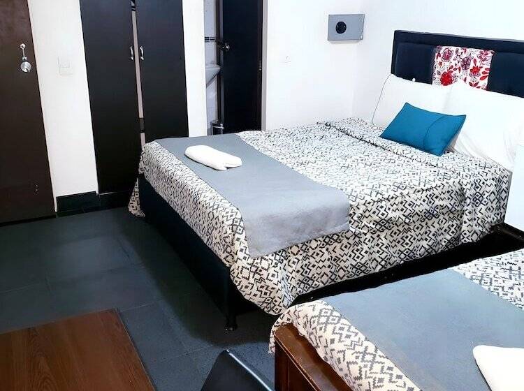 Отель Rivera Deluxe