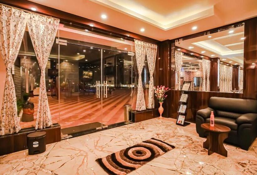 酒店 Royal Gitanjali Resorts And Spa