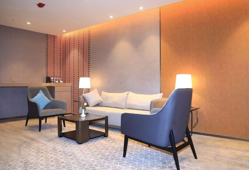 Otel Skylight In Terminal