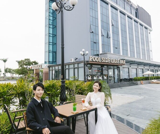 Songlam Waterfront Hotel 藍江酒店