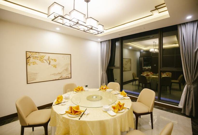 Songlam Waterfront Hotel 藍江酒店