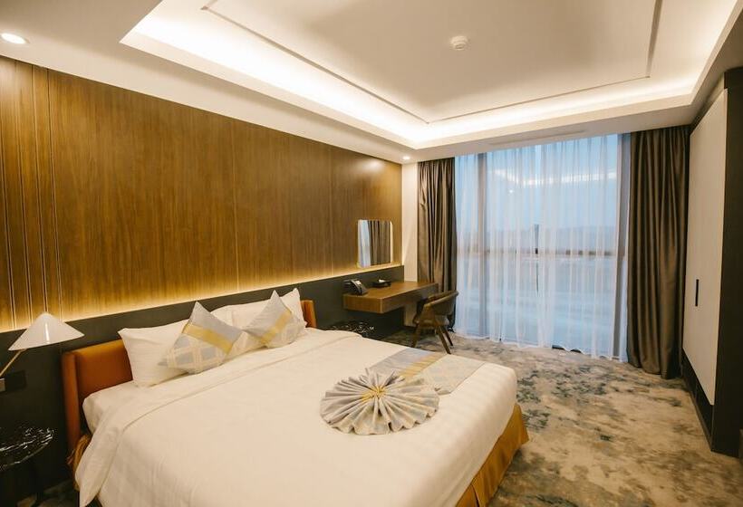 Songlam Waterfront Hotel 藍江酒店