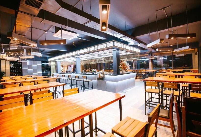 Songlam Waterfront Hotel 藍江酒店