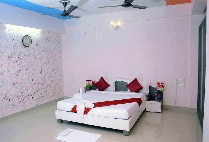 בית מלון כפרי Surbhi