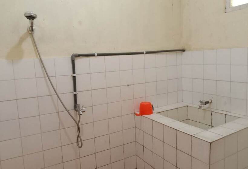 酒店 Tawangmangu Wonder Park