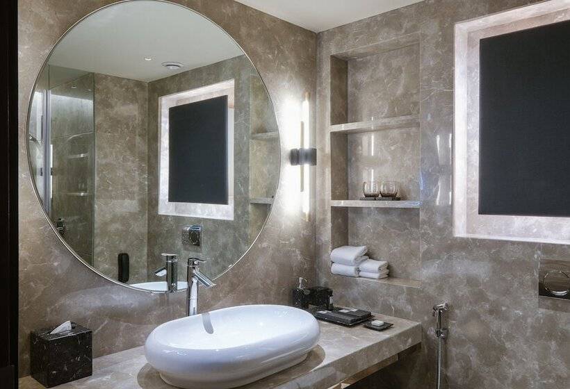 Отель The Park Indore