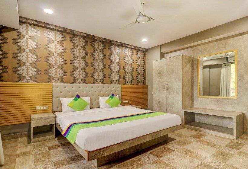 בית מלון כפרי Treebo Trend Casa Vinte