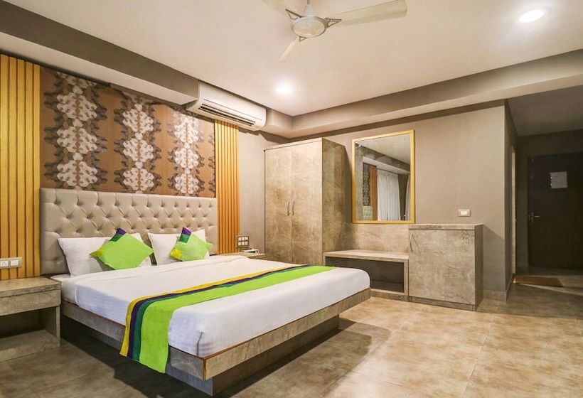 בית מלון כפרי Treebo Trend Casa Vinte