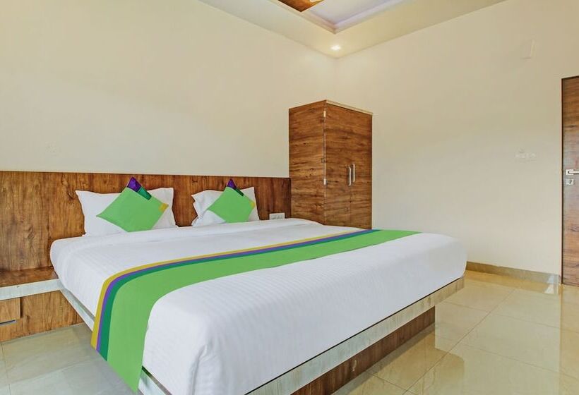 בית מלון כפרי Treebo The Venna Hill