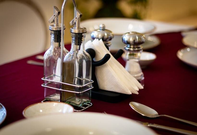 Отель Trugo Luxury Rooms