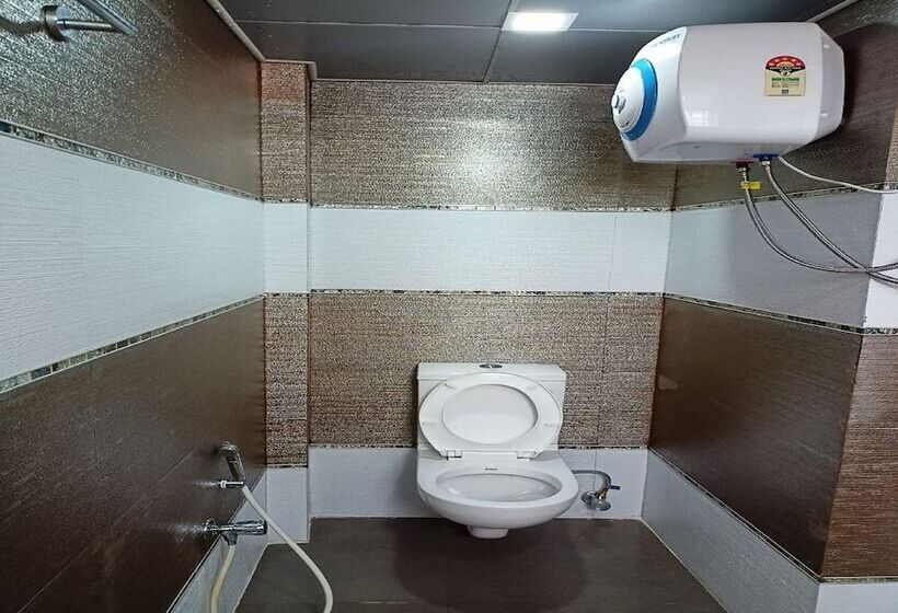 호텔 Vasantham Palace