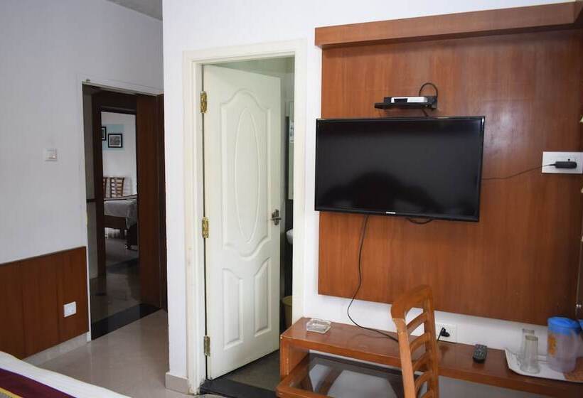 호텔 Vasantham Palace