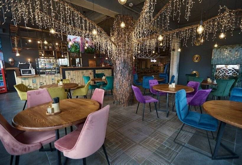 Отель Vpechatlenia