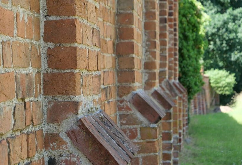 Отель Zentrum Kloster Lehnin