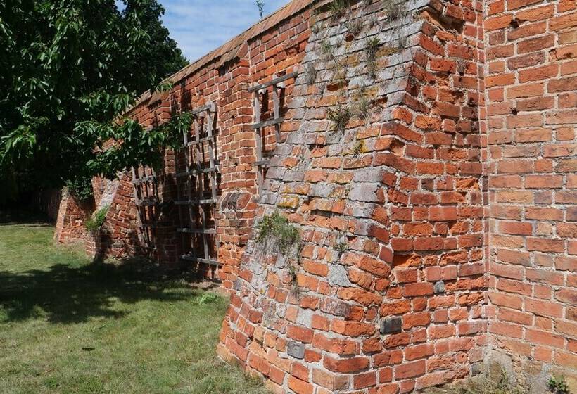 ホテル Zentrum Kloster Lehnin