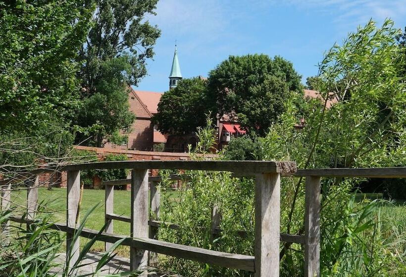 ホテル Zentrum Kloster Lehnin