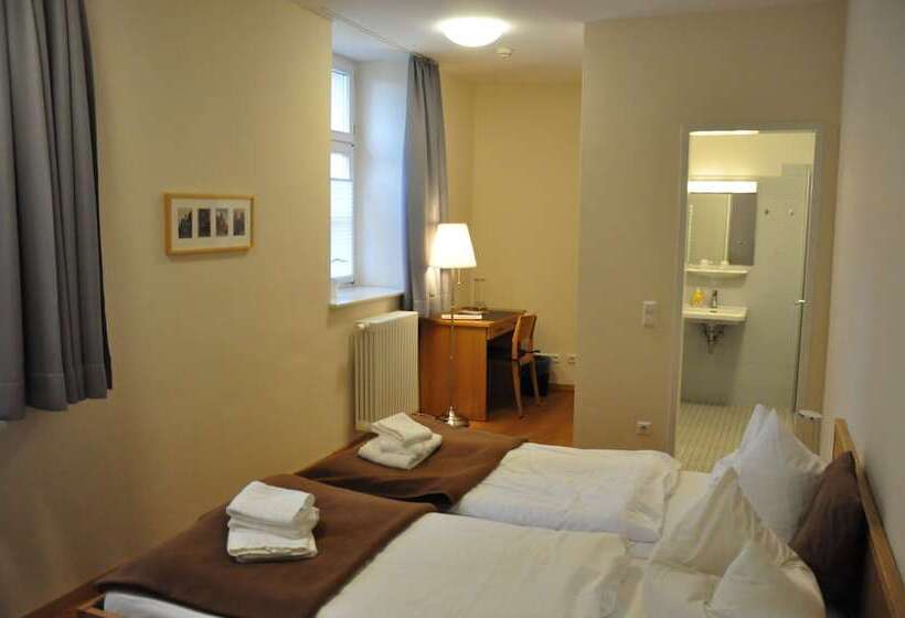 Отель Zentrum Kloster Lehnin