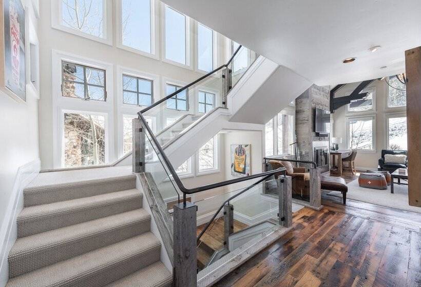 Ironwood By Luxury Mountain Destinations