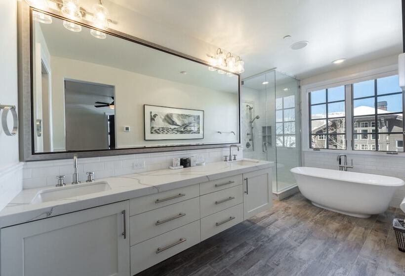 Ironwood By Luxury Mountain Destinations