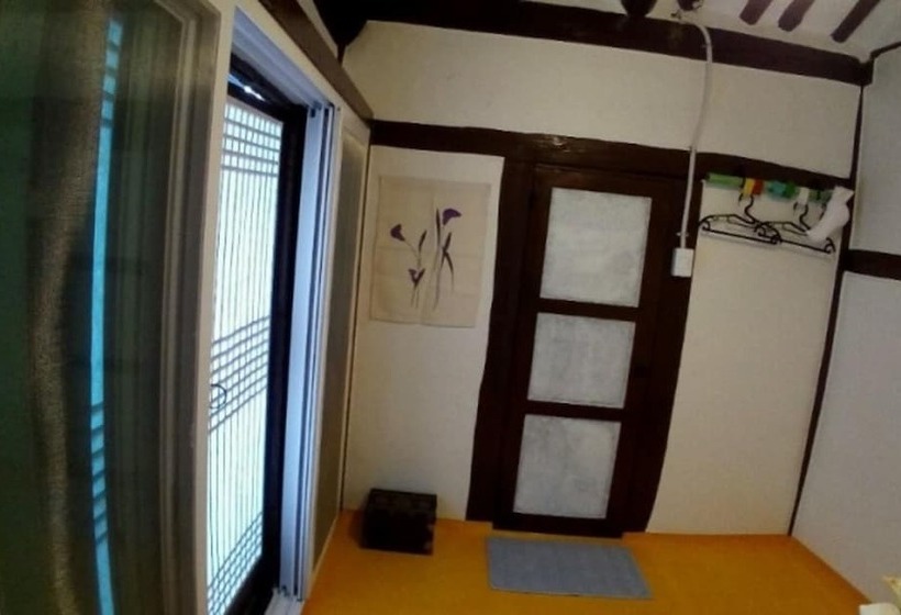 Jeonju Jeonju Hanok Gohui Pension