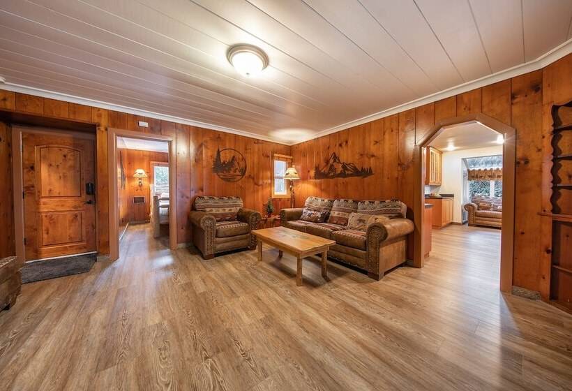 Koi Story Cabin