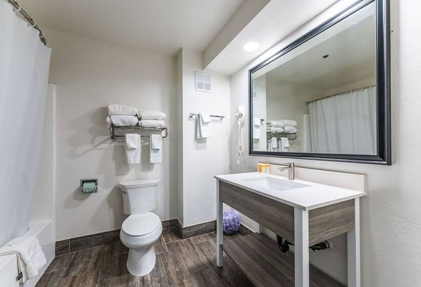 Metro Tempe Apartments