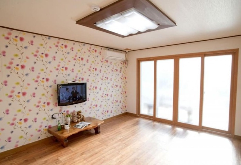 Miryang Cheonglim Pension