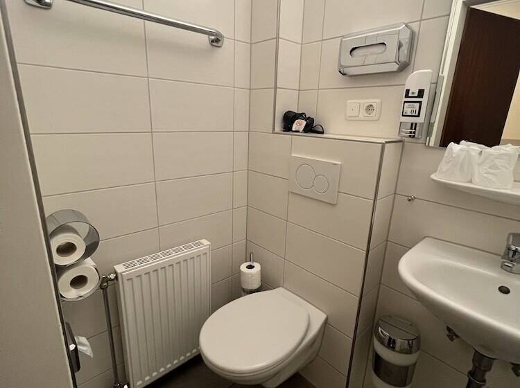 M&m Hotel   Seevetal