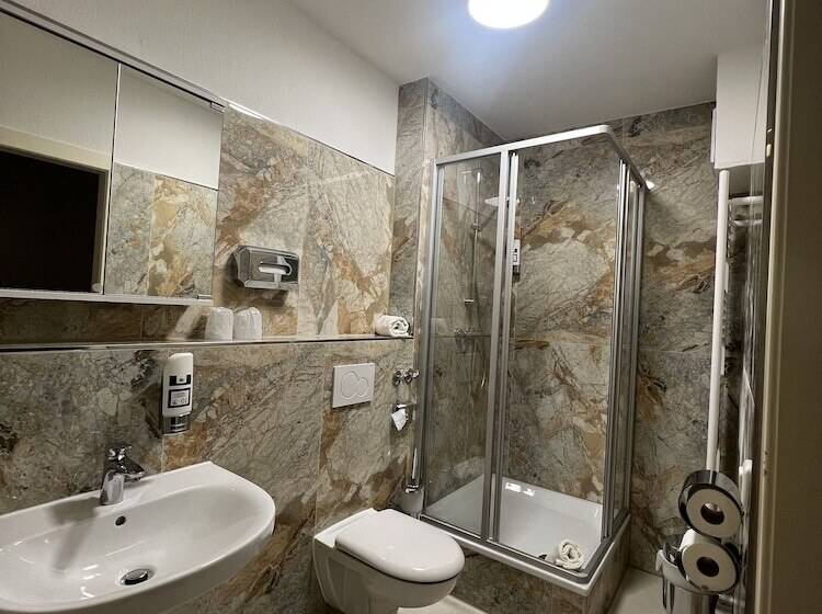 M&m Hotel   Seevetal