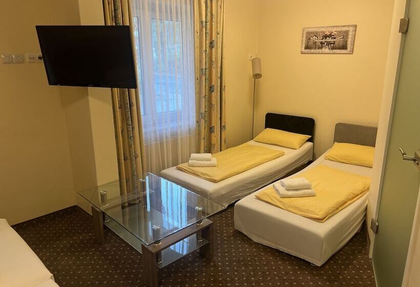 M&m Hotel   Seevetal