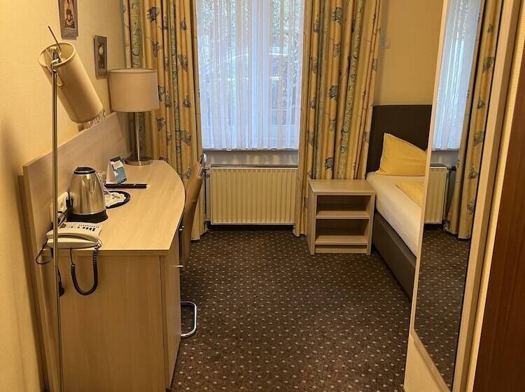 M&m Hotel   Seevetal