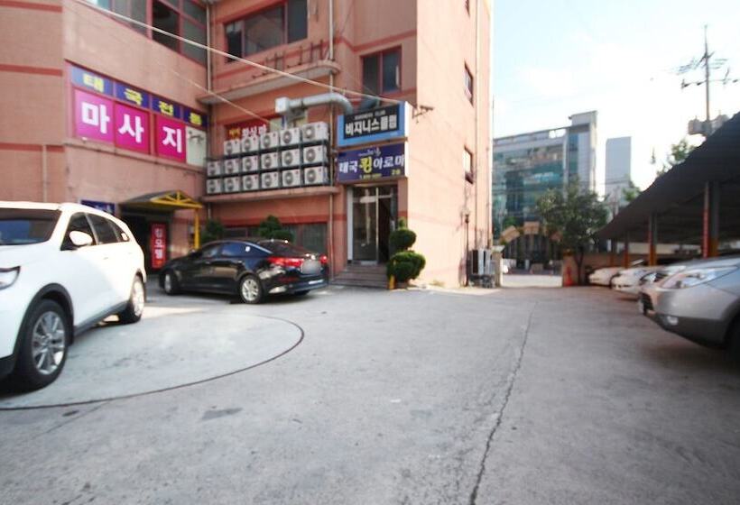 מוטל Andong Okdong King