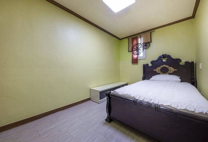 汽车旅馆  Buyeo Sense On