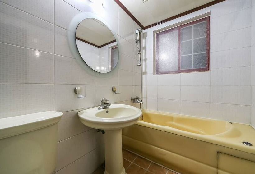 Motel Changwon Masan Hapseongdong Hotel 4u