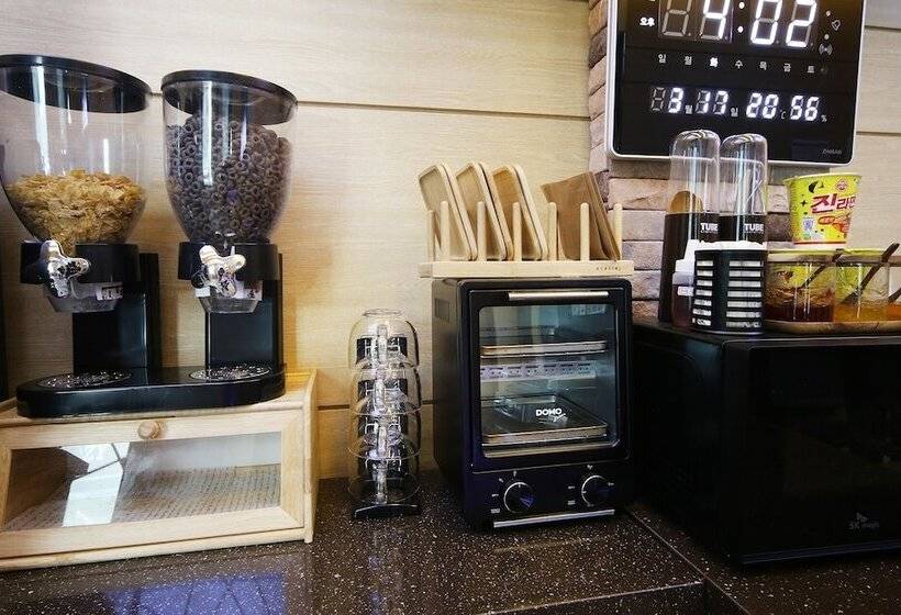 Motel Changwon Palyongdong Hotel Cozy