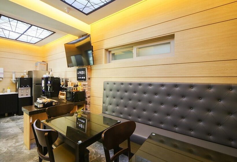 Motel Changwon Palyongdong Hotel Cozy