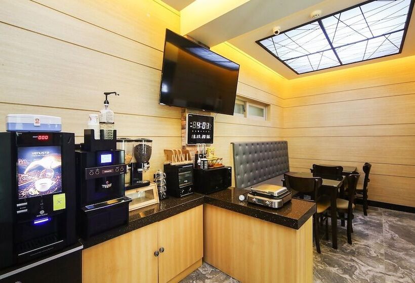 Motel Changwon Palyongdong Hotel Cozy