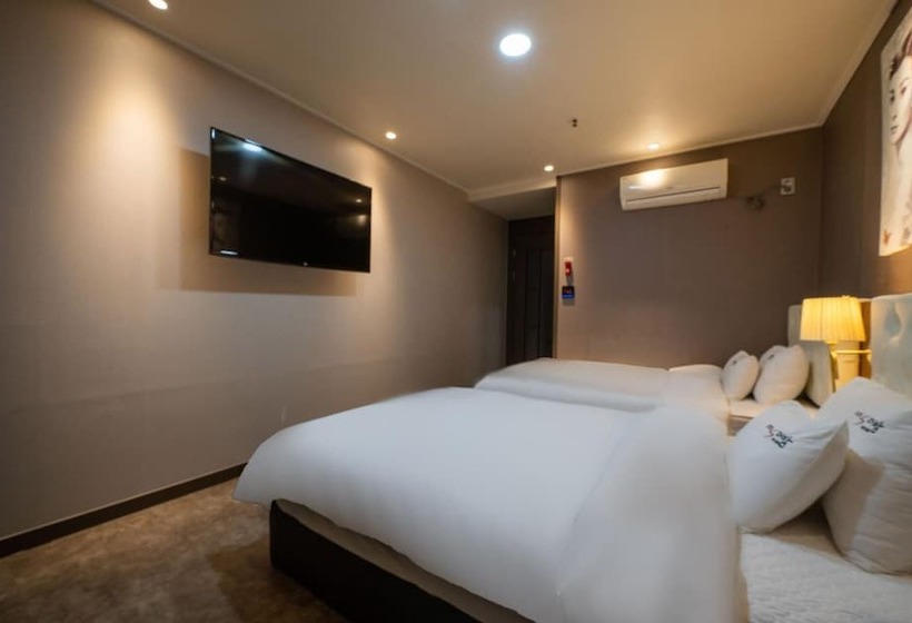 מוטל Changwon Sangnamdong The Bams