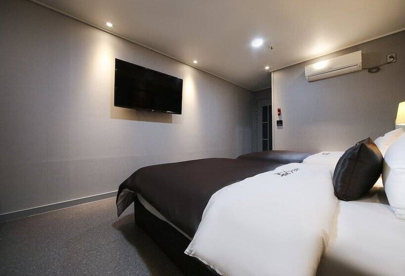 מוטל Changwon Sangnamdong The Bams