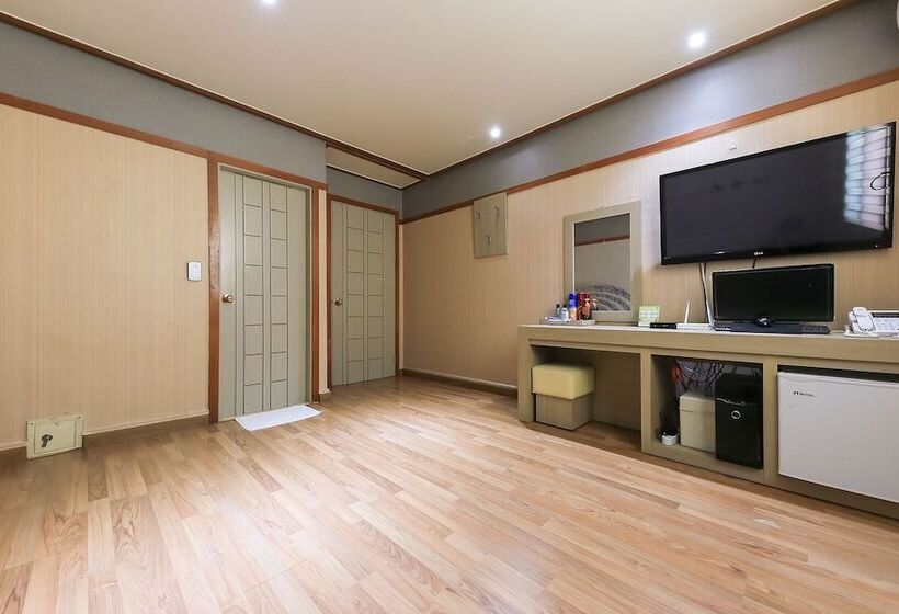 모텔 Cheongju Imperial