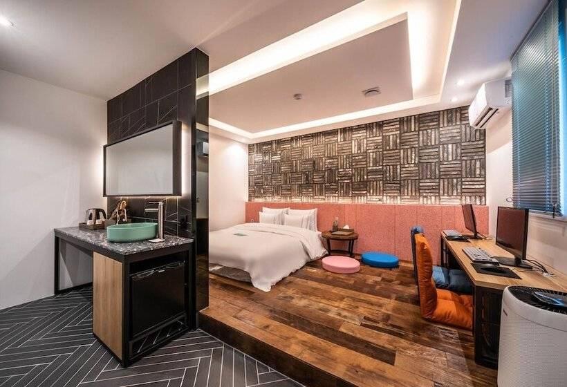 Мотель Cheongju Hotel In Cafe Terminal