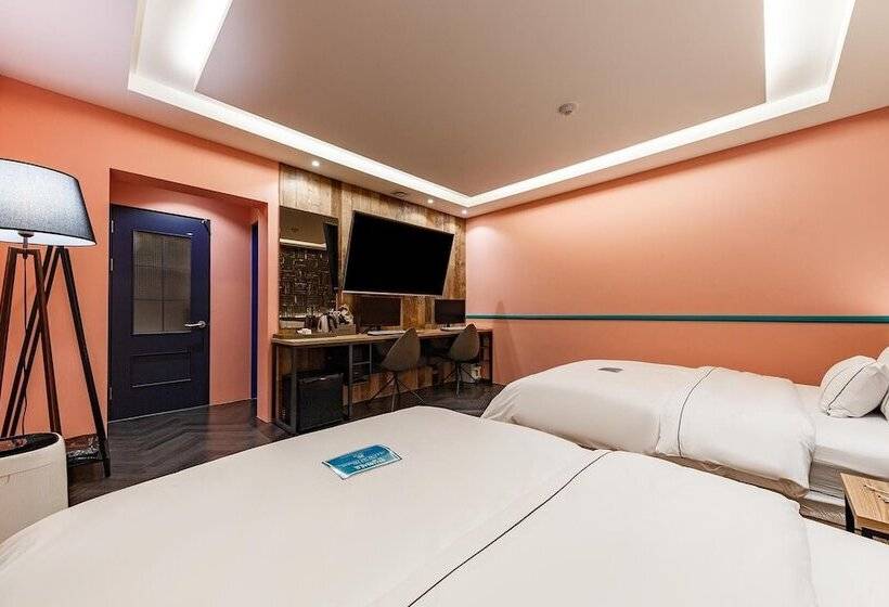 Мотель Cheongju Hotel In Cafe Terminal