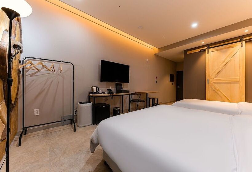 모텔 Chungju Hotel Road