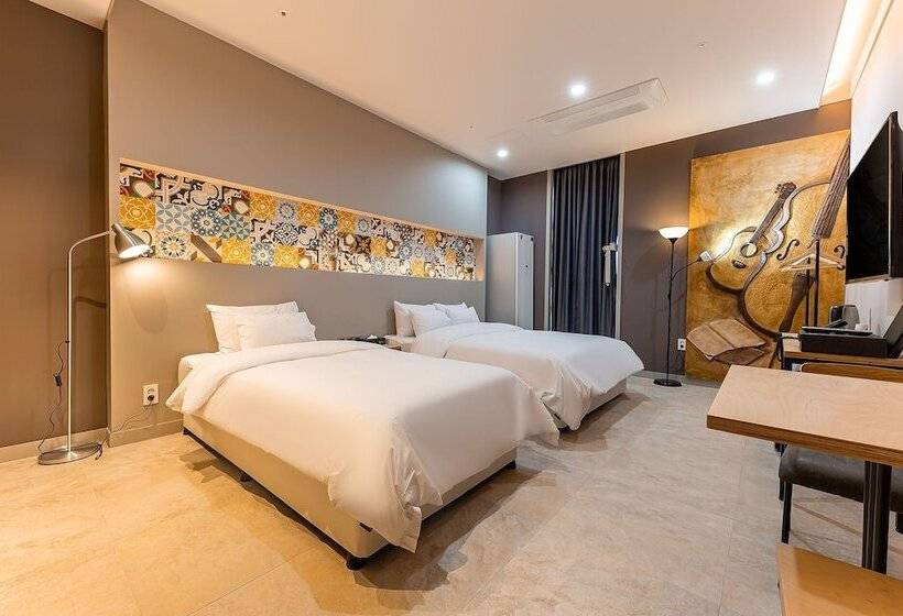 모텔 Chungju Hotel Road