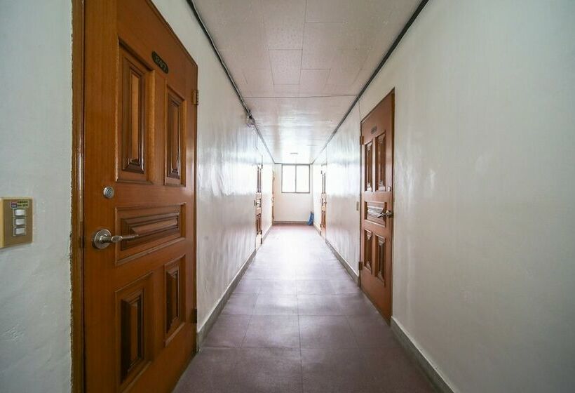 מוטל Geochang Saehanjang