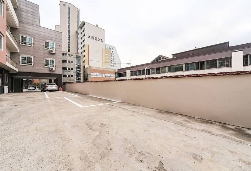 מוטל Geojedo Jangseungpo Hotel Carara