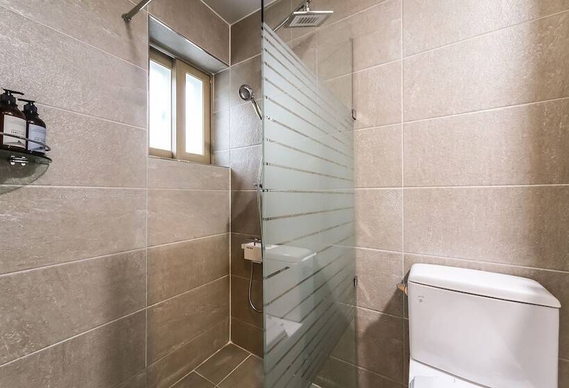 מוטל Geojedo Jangseungpo Hotel Carara