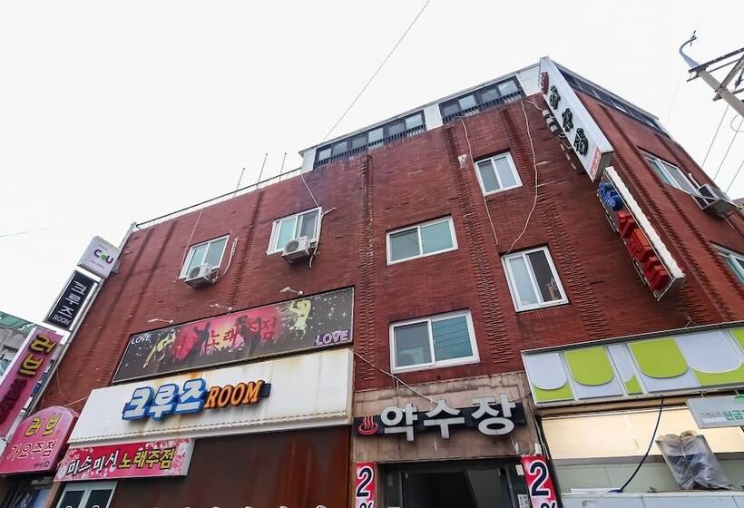 モーテル Geojedo Okpo Yaksu