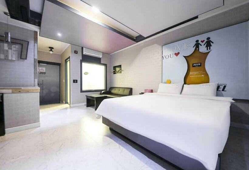 汽车旅馆  Jecheon K2